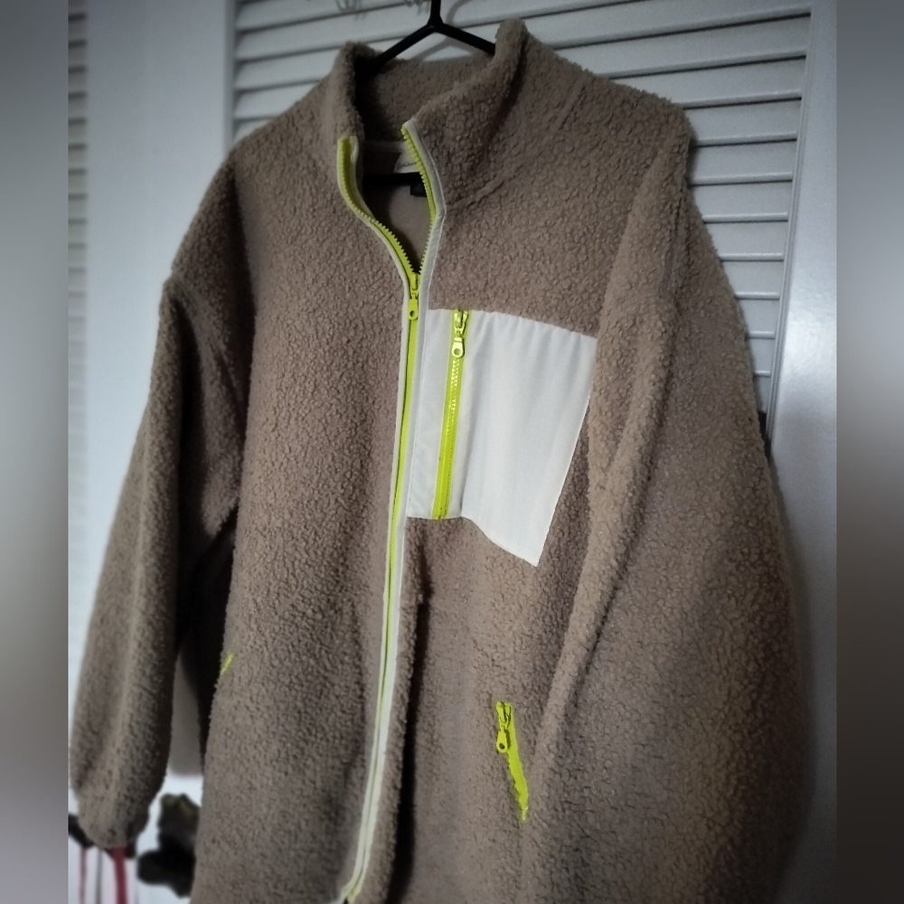 Universal Thread Sherpa Full Zip Jacket Beige With White Yellow Trim Pockets 1x